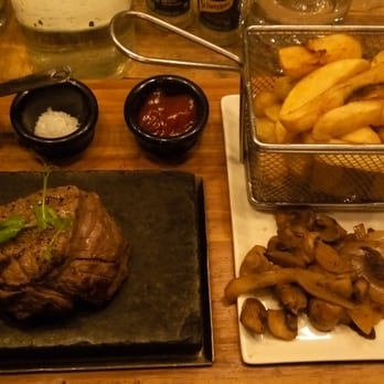 Gemelle's - Filet steak and homemade fries, pepper sauce - Irish Near Me - Galway, G
