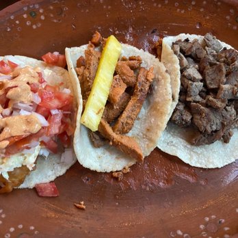 Tacos Revolución - Taco trio - Tacos Near Me - Puerto Vallarta, JAL Tacos Revolución - Taco trio - Tacos Near Me - Puerto Vallarta, JAL