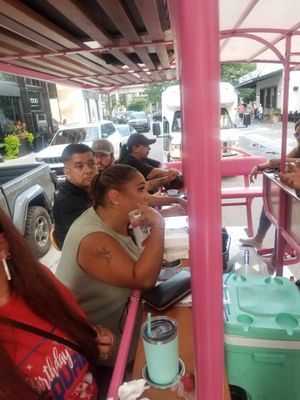 Detroit Rolling Pub by null