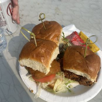 Slideshow - Burgers Near Me - Edgewater, Colorado