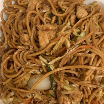 Rice Wok - Chicken Chow Mein - Chinese Near Me - Studio City, California Rice Wok - Chicken Chow Mein - Chinese Near Me - Studio City, California