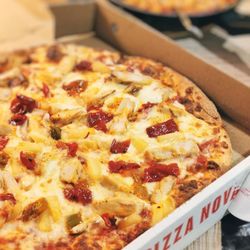 Always fresh ingredients and made for vegans and in gluten free too!