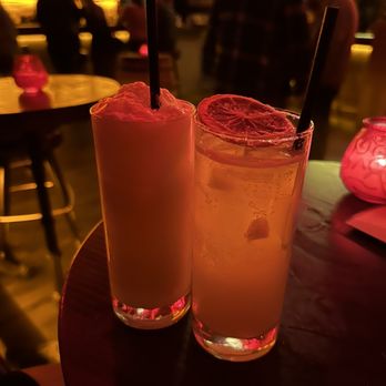 Swan Bar - Bars Near Me - San Diego, California