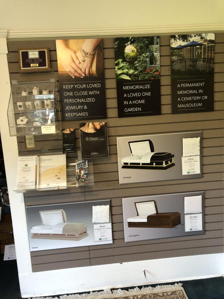 CORTEZ CREMATIONS AND FUNERAL SERVICES Updated May 2024 15 Photos