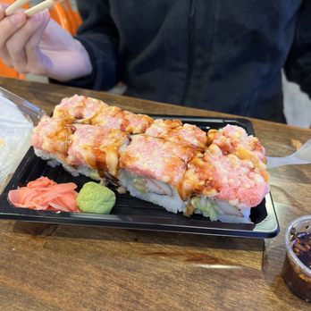 Pokebowl Ramen - Volcano Roll - Bubble Tea Near Me - Charlotte, North Carolina