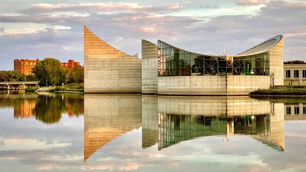 Exploration Place by null