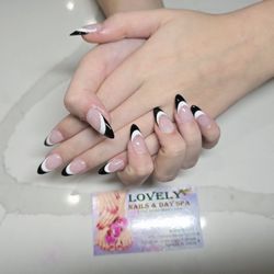 Lovely Nails & Spa