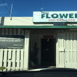 Fiesta Flowers & Gifts - Front of store
