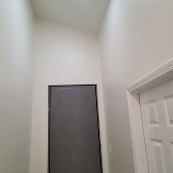 NJI Painting - Hallway after - Painters Near Me