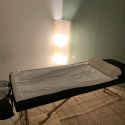 Vitalis Chiropractic Neurology - Cuarto de masaje (massage room)