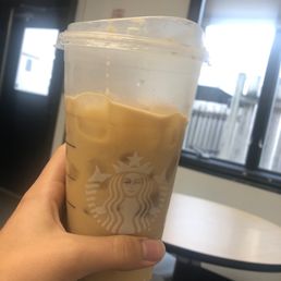 Iced Blonde Vanilla Latte