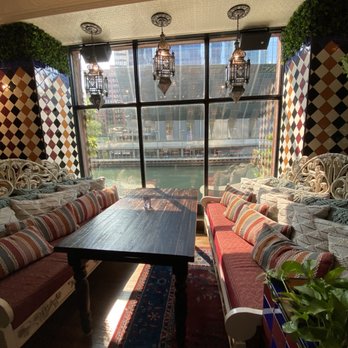 Beatnik On The River - Inside Lakeview - Cocktail Bars Near Me - Chicago, Illinois Beatnik On The River - Inside Lakeview - Cocktail Bars Near Me - Chicago, Illinois