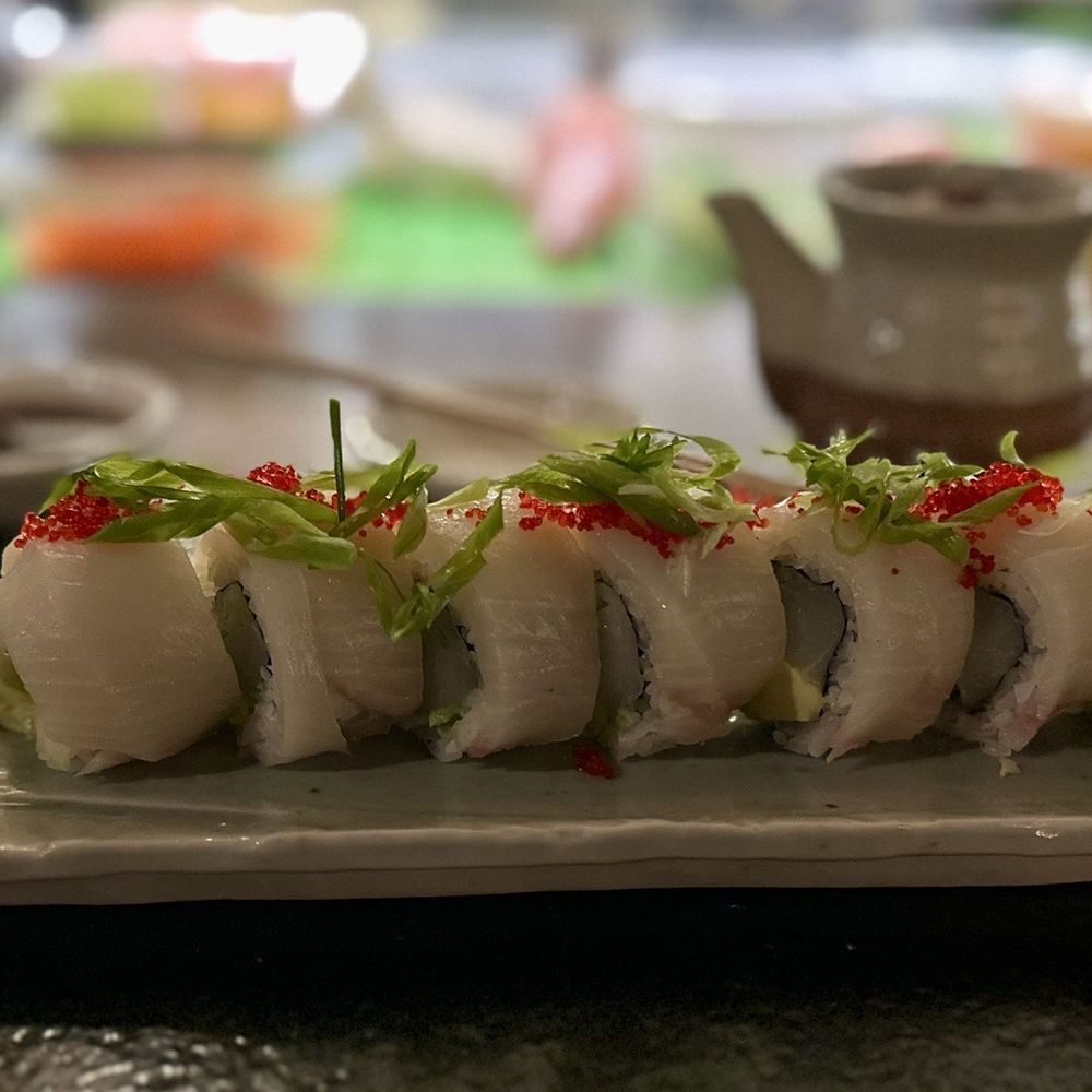 A Roi By Smiley Thai - Pink Hamachi roll - Thai Near Me - Nashville, Tennessee