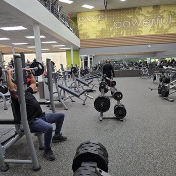 LA Fitness - Gyms Near Me - Cypress, Texas