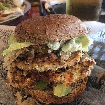 Clio Roadhouse Bar and Grill - Sports Bars Near Me - Clio, Michigan