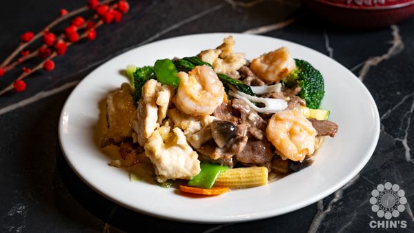 Chin's Szechwan - Del Mar by null