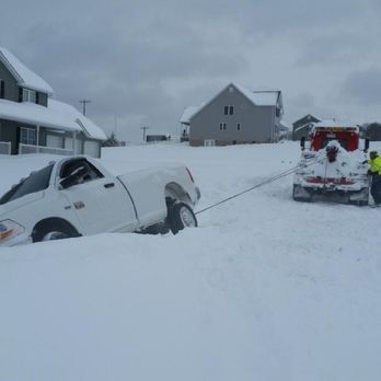 Gobel's Towing - Gobels towing in a snow storm - Towing Near Me - Grafton, West Virginia Gobel's Towing - Gobels towing in a snow storm - Towing Near Me - Grafton, West Virginia