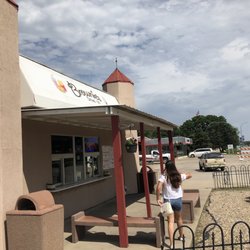 Brownie’s Drive-In