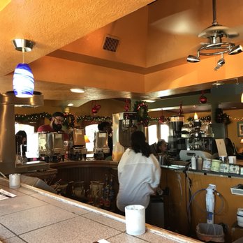 Candlelight - Waiting in line with a drink of choice - Coffee & Tea Near Me - San Antonio, Texas Candlelight - Waiting in line with a drink of choice - Coffee & Tea Near Me - San Antonio, Texas
