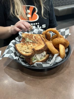 Local Eatery and Grill by null