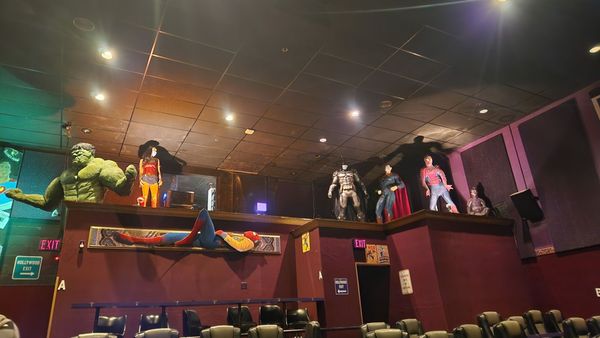 Hollywood Blvd Cinema by null