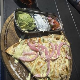 D&H Quesadilla
