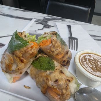 Liang's Thai Food - Thai Near Me - Broomfield, Colorado