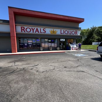 Royal Liquor - Beer, Wine & Spirits Near Me - Florissant, Missouri Royal Liquor - Beer, Wine & Spirits Near Me - Florissant, Missouri