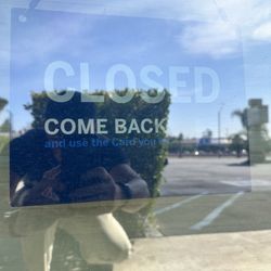 Mitry Pharmacy - Closed sign