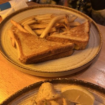 Lefteris Taverna - Grilled cheese - 9 - Greek Near Me - Hartsdale, New York Lefteris Taverna - Grilled cheese - 9 - Greek Near Me - Hartsdale, New York