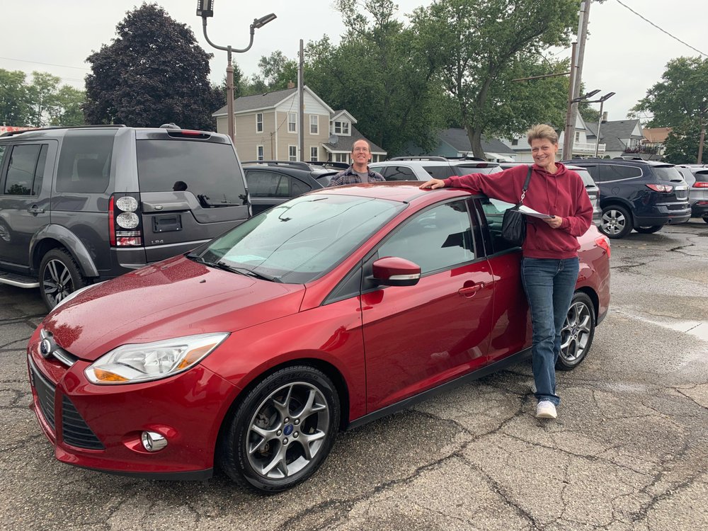 WYRICK AUTO SALES & LEASING 11275 Chicago Dr, Holland, Michigan Car