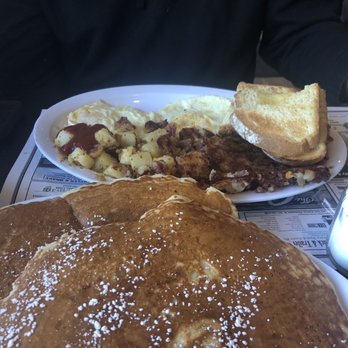 The Griddle - Hash and Eggs - Breakfast & Brunch Near Me - Cranston, Rhode Island