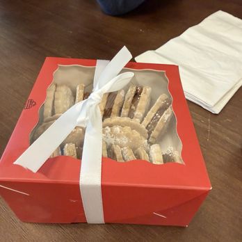 Lima Bakery - Alfajores (mini), small box - Sandwiches Near Me - Doral, Florida Lima Bakery - Alfajores (mini), small box - Sandwiches Near Me - Doral, Florida