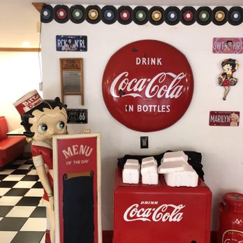 Back In Time Diner - a coca cola machine and a coke machine - Diners Near Me - Muskogee, Oklahoma