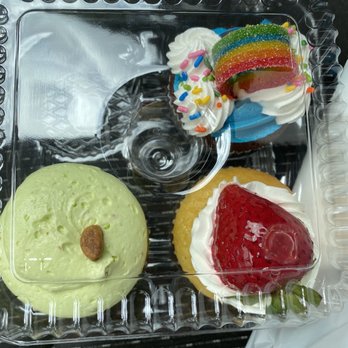 Cupcake and Things Bakery - Bakeries Near Me - Kapolei, Hawaii Cupcake and Things Bakery - Bakeries Near Me - Kapolei, Hawaii
