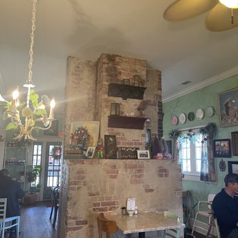 Skylark Cafe - Decor - Cafes Near Me - Leslie, Arkansas Skylark Cafe - Decor - Cafes Near Me - Leslie, Arkansas