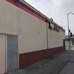 Exterior (side). Exterior (side).