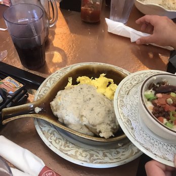 Another Broken Egg Cafe - Biscuits and gravy with city grits - Breakfast & Brunch Near Me - Pensacola, Florida