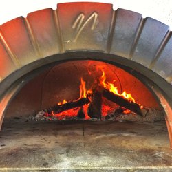 Stonefire Pizza Napoletana - The 900 degree oven.
