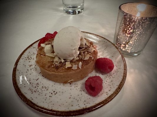 Brasserie Ten Ten by null