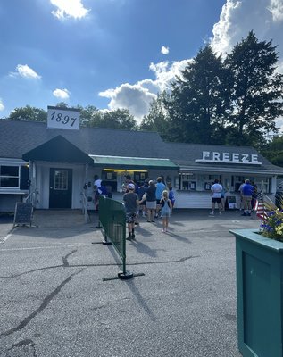 Bubbling Brook Ice Cream by null