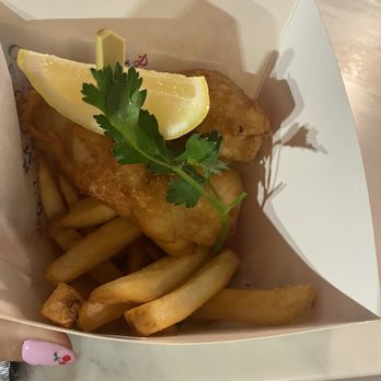Gordon Ramsay Fish & Chips - Fish & Shrimp Combo - Fish & Chips Near Me - Orlando, Florida Gordon Ramsay Fish & Chips - Fish & Shrimp Combo - Fish & Chips Near Me - Orlando, Florida