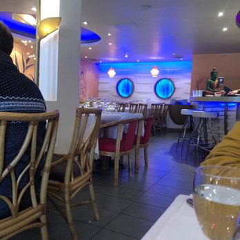 Sawadika - Dining room - Thai Near Me - Montreal, Quebec Sawadika - Dining room - Thai Near Me - Montreal, Quebec
