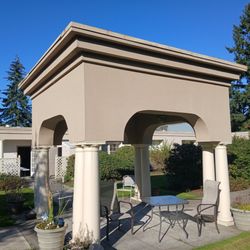 Snohomish - Courtyard