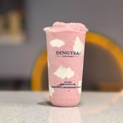 Ding Tea - Anaheim Hills - Strawberry Cloud Smoothie