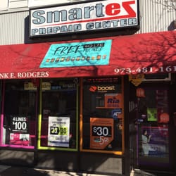 Smartez Prepaid - Waw  Smartez Prepaid  its open every day from 10 am to 10 pm , that help me do my cellphone payments after work