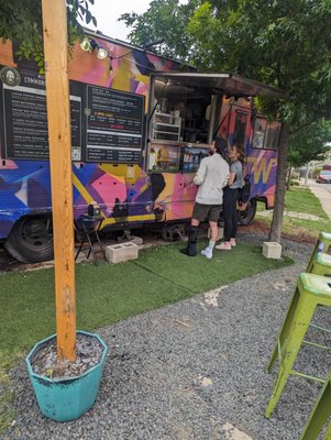 COMMUNITY Kitchen + Taproom by null