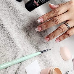 Chic Babe Nails