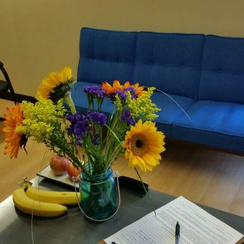 Kathryn Waters, OD - Cozy waiting room. - Optometrists Near Me - Santa Barbara, California Kathryn Waters, OD - Cozy waiting room. - Optometrists Near Me - Santa Barbara, California