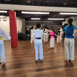 Okinawan Karate Dojo - Warm ups
